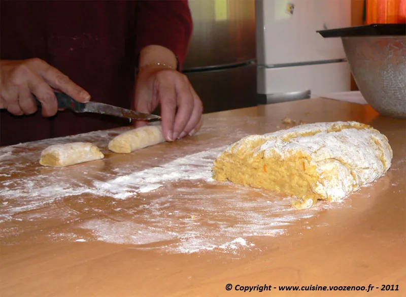 La découpe des biscuits La découpe des biscuits