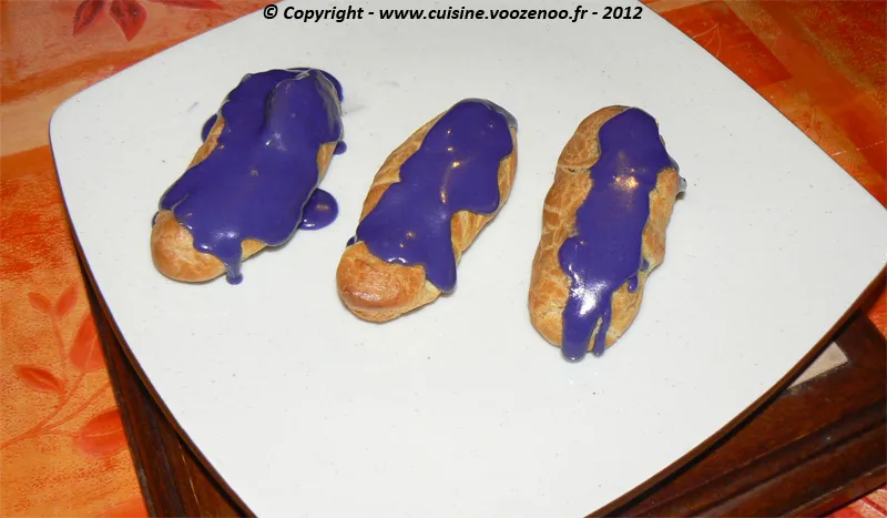 Eclairs aux myrtilles fin Eclairs aux myrtilles fin