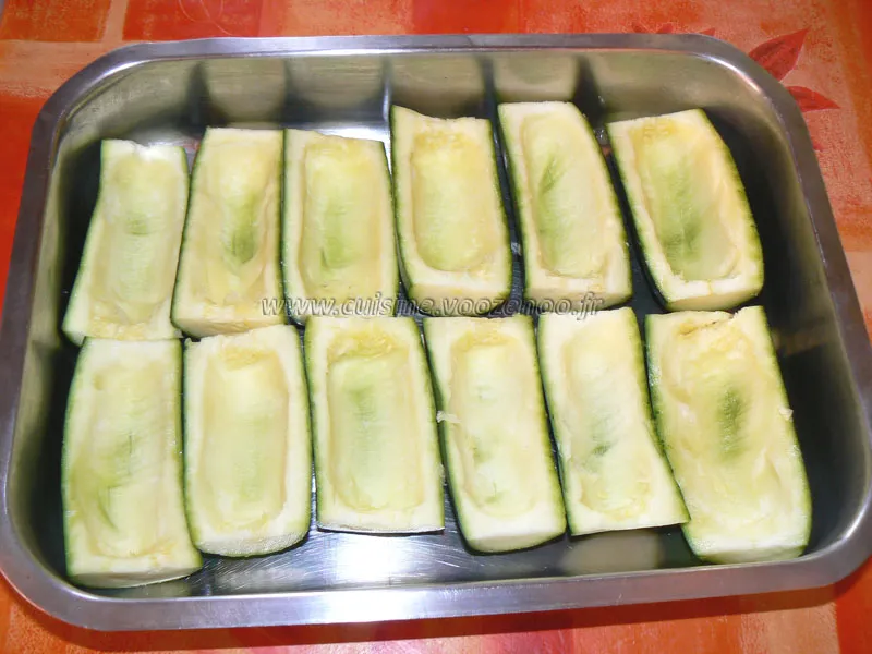 Courgettes farcies au roquefort etape3 Courgettes farcies au roquefort etape3