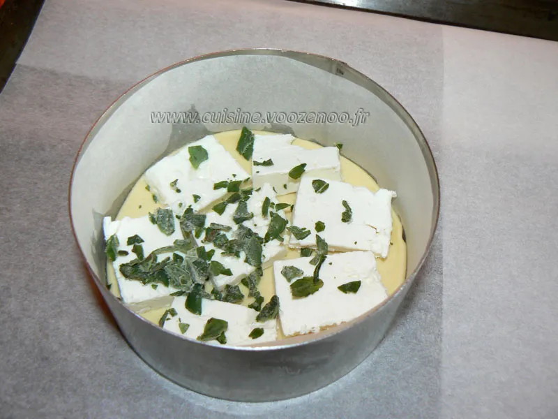 Feuilletes de feta et tomates cerises au miel etape4 Feuilletes de feta et tomates cerises au miel etape4