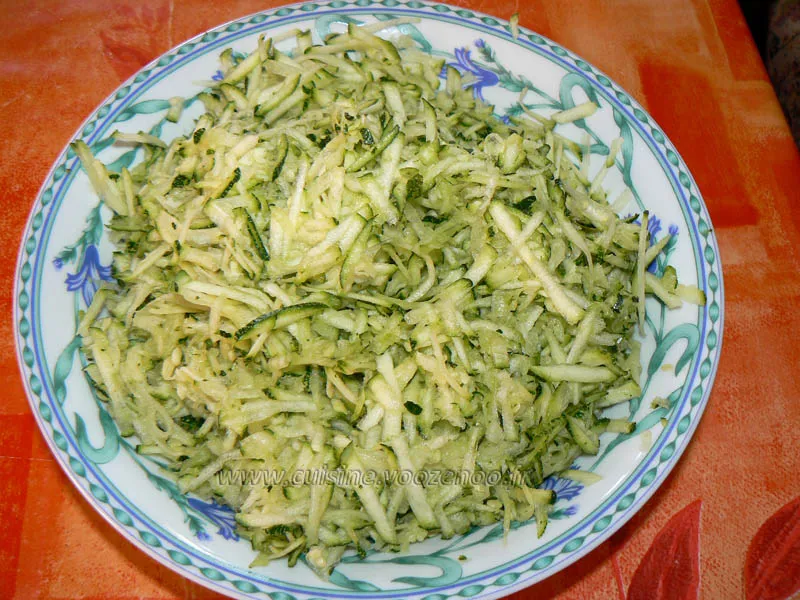 Börek aux courgettes etape2 Börek aux courgettes etape2