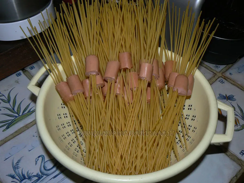 Quand les spaghetisaiment les knackis etape1 Quand les spaghetisaiment les knackis etape1