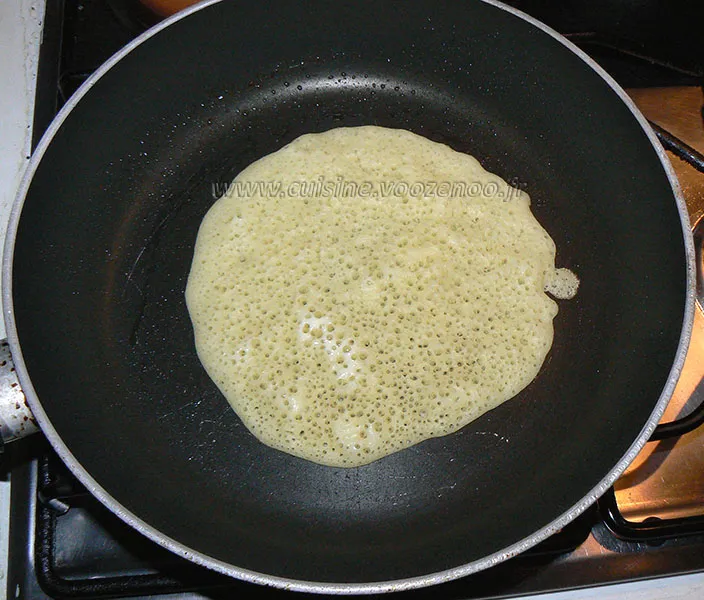 Baghrir ou crepes mille trous etape2